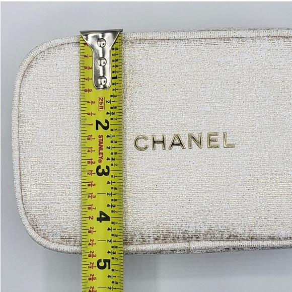 Authentic Chanel 2023 Cosmetic Bag White Gold - Picture 3 of 8